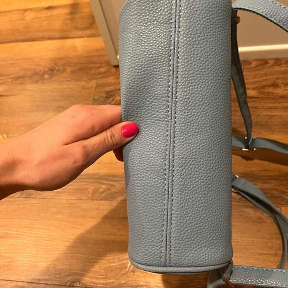 Backpack - Picture 3 of 7